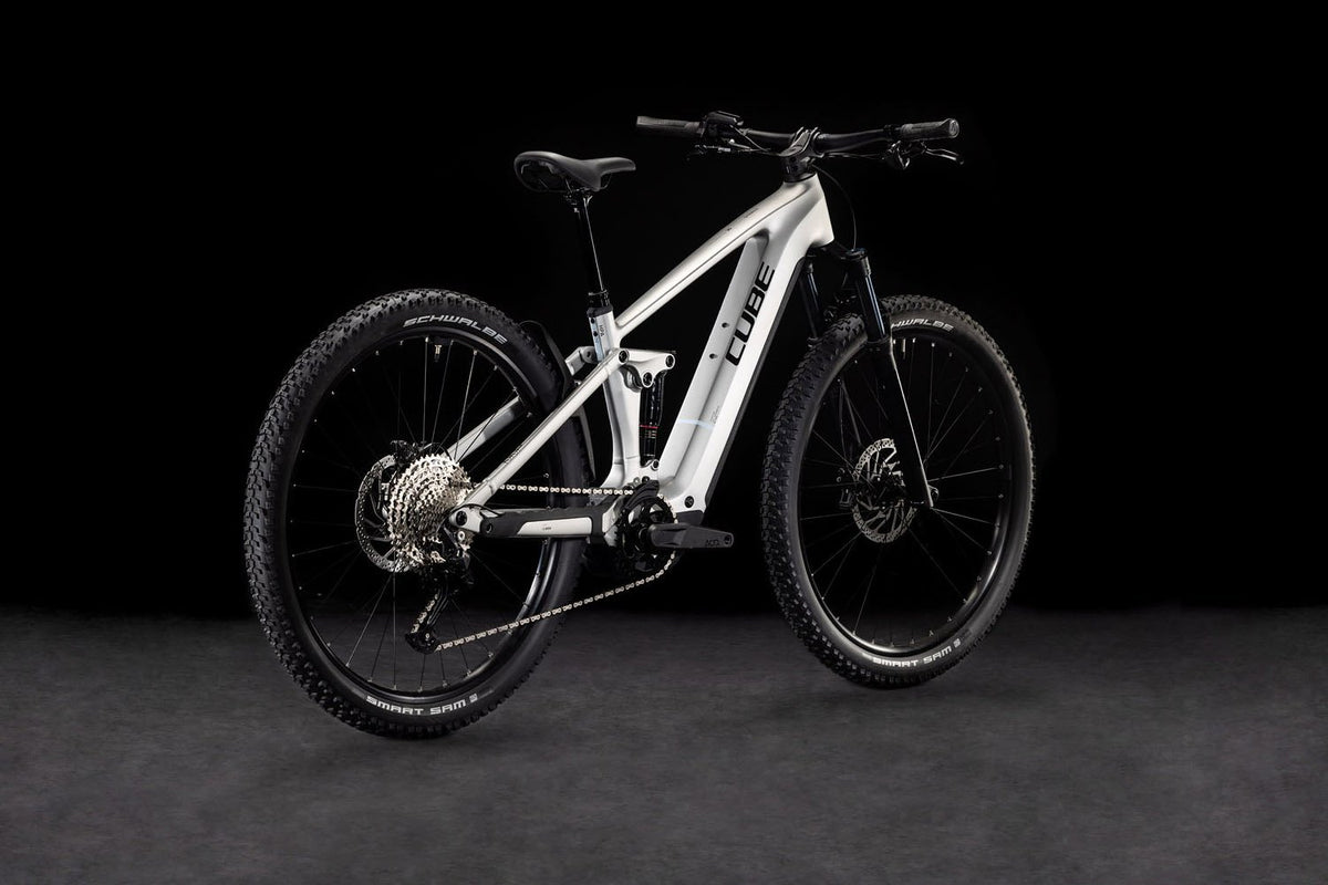 Cube Stereo Hybrid ONE22 Race 800 silver n´black